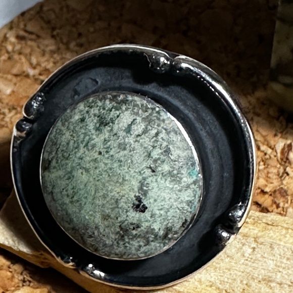 Sterling silver turquoise ring - Picture 2 of 9